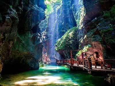 張家界一線(xiàn)天（朝陽(yáng)地縫）